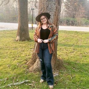 Meet your Posher, Taylor